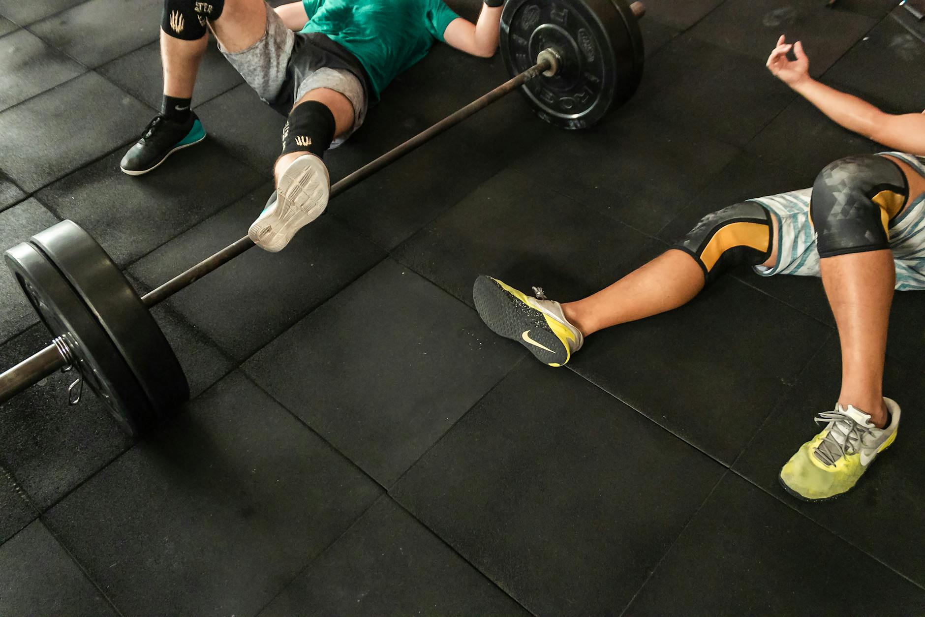 barbell overhead press form