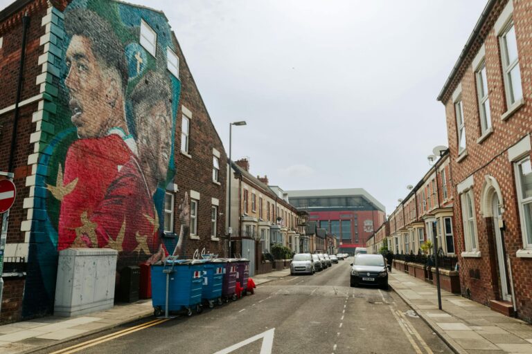 Liverpool Toxteth street scene